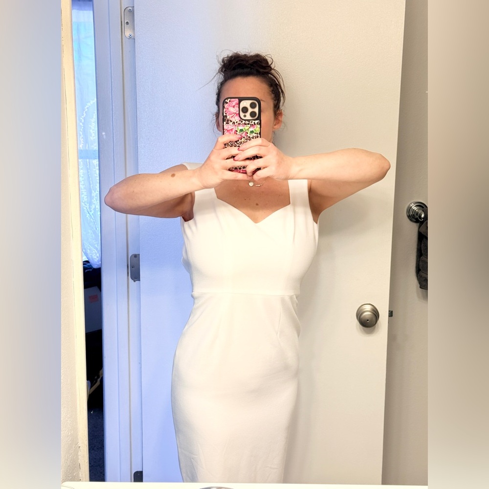 Dress the Population Elegant White Midi Dress. Size S. Fitted. Zippers in back.